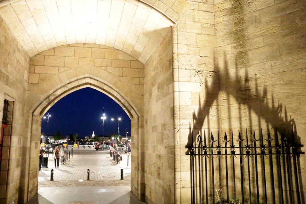 Key To Bordeaux - Fairytale View, 2 Bd + Elevator Apartment ภายนอก รูปภาพ